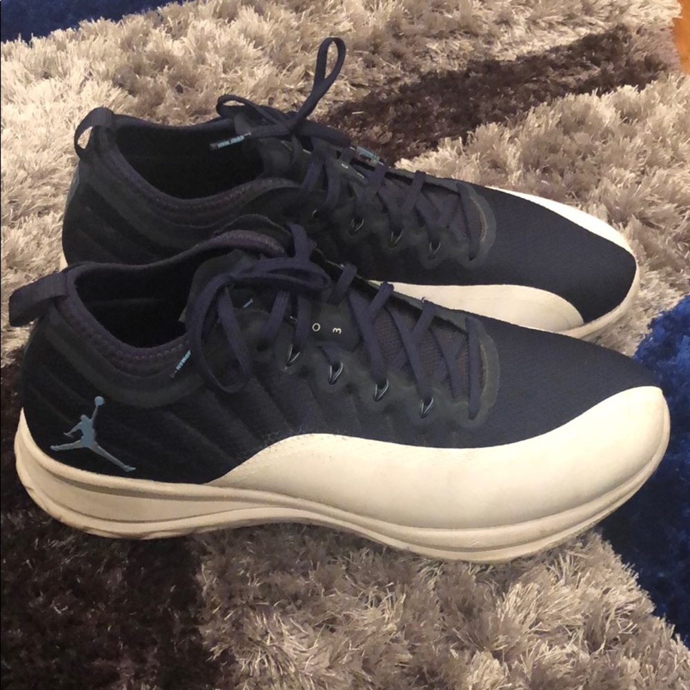 Men size 10.5 Jordan sneakers